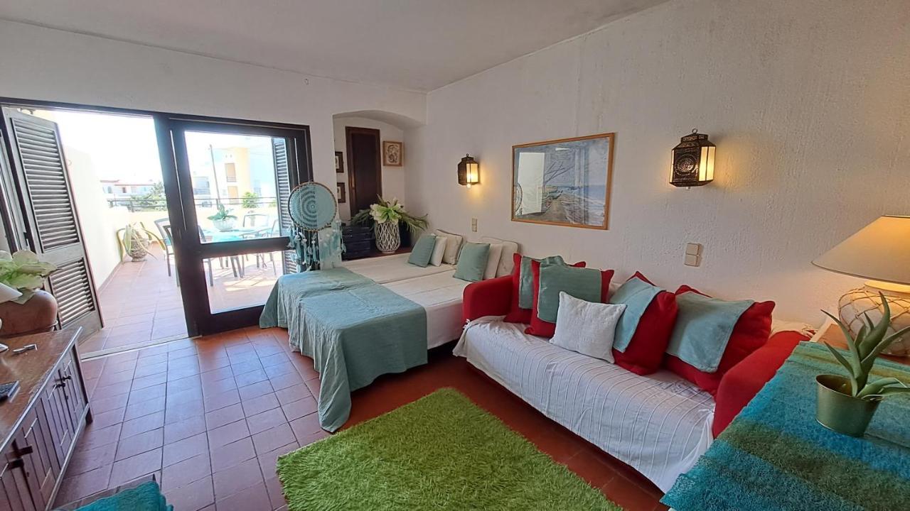 Albufeira Tradicional Beach Apartment ภายนอก รูปภาพ