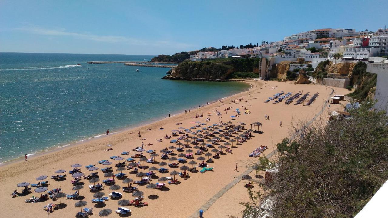 Albufeira Tradicional Beach Apartment ภายนอก รูปภาพ